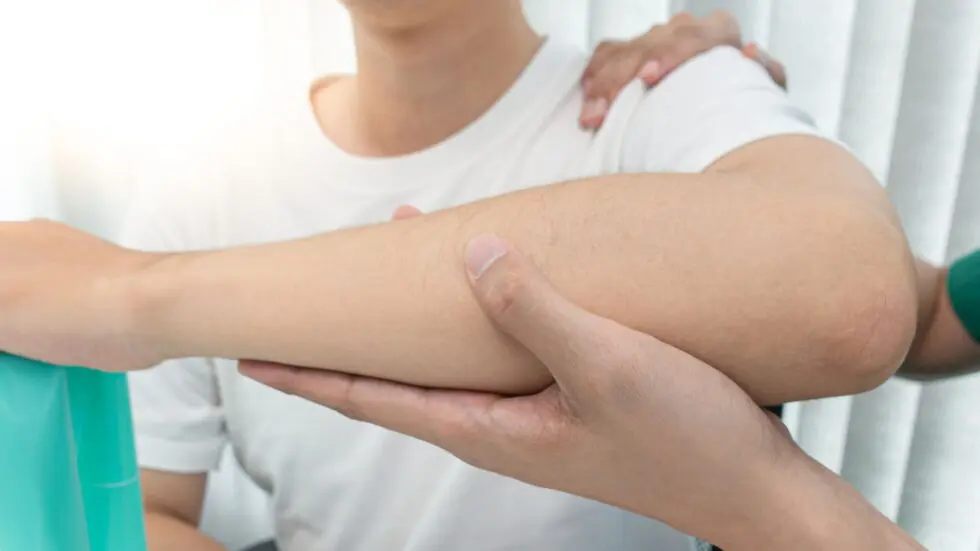 Kinezyterapia – jakie są wskazania do leczenia ruchem?